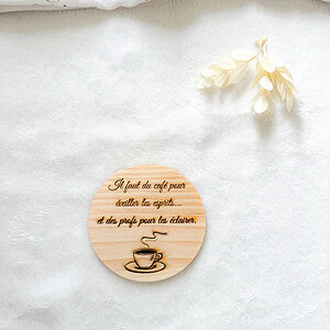 Sous tasse bois personnalisée avec citation modèle 2